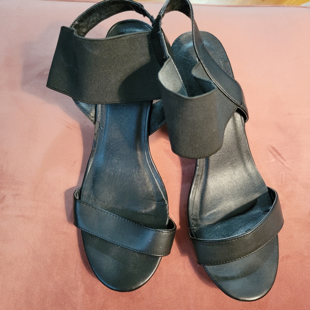 Lane Bryant size 10 Sandals